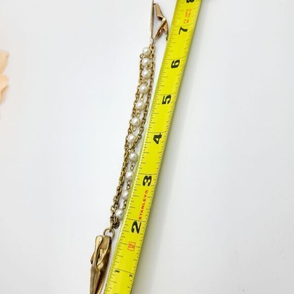 Vintage gold triple chain pearl sweater clip - Picture 8 of 8